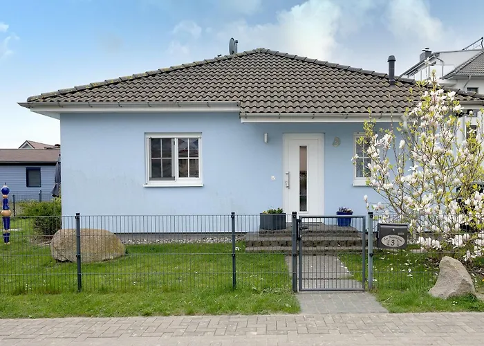 Fh Blaue Haus Am Peenestrom 佩讷明德